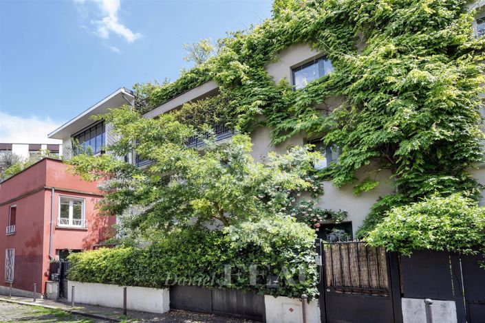 Image No.1-7 Bed House for sale