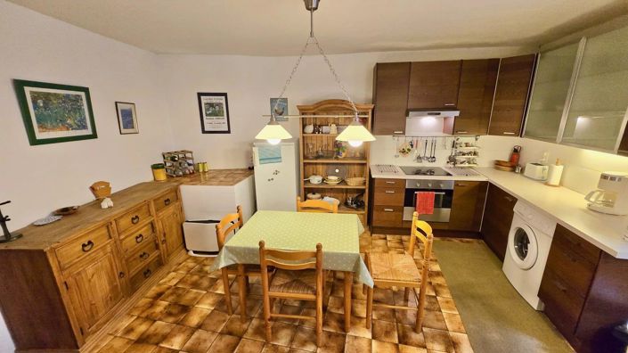 Image No.6-3 Bed House for sale