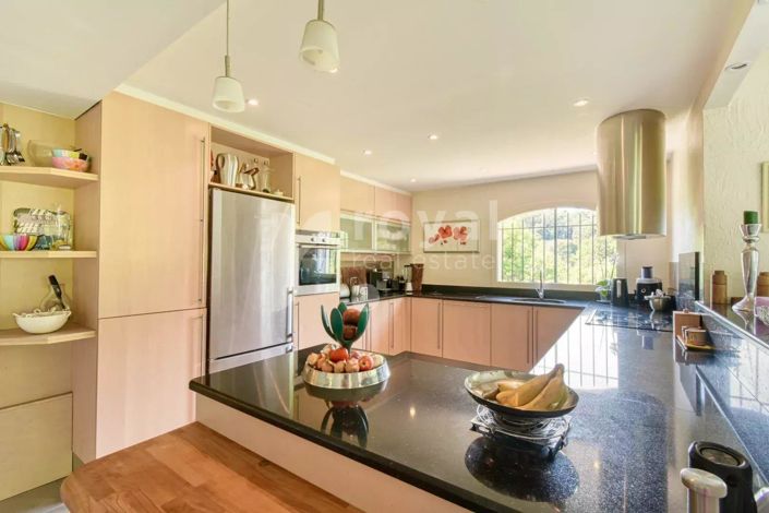 Image No.11-Maison de 4 chambres à vendre à Mougins