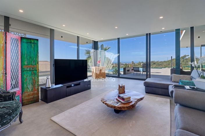 Image No.33-4 Bed House for sale