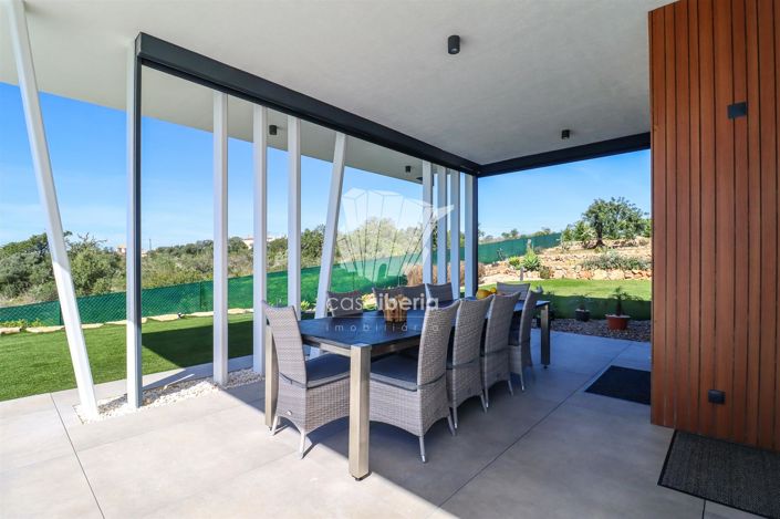 Image No.56-4 Bed House for sale