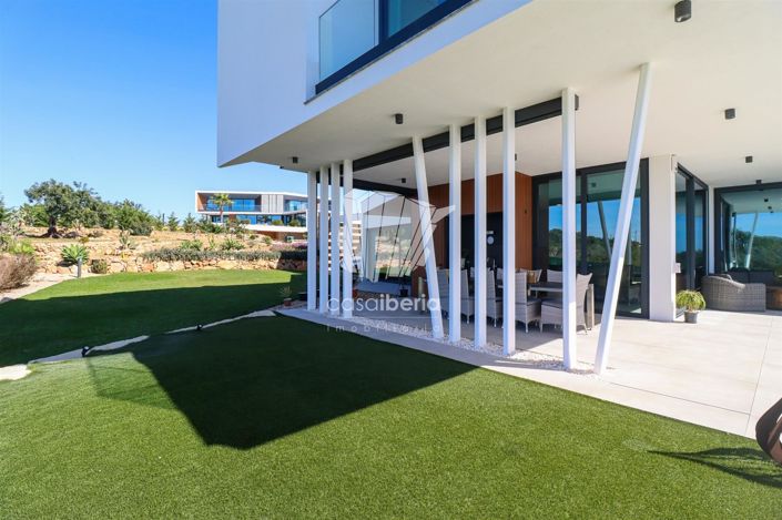 Image No.57-4 Bed House for sale