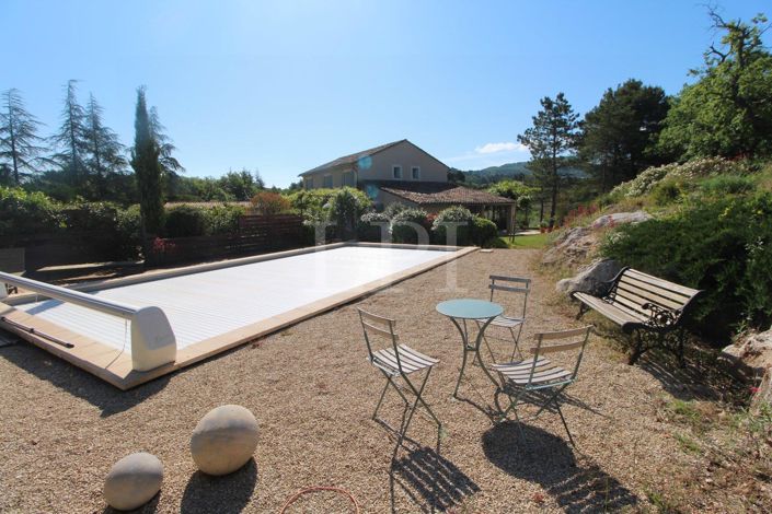 Image No.16-4 Bed House for sale