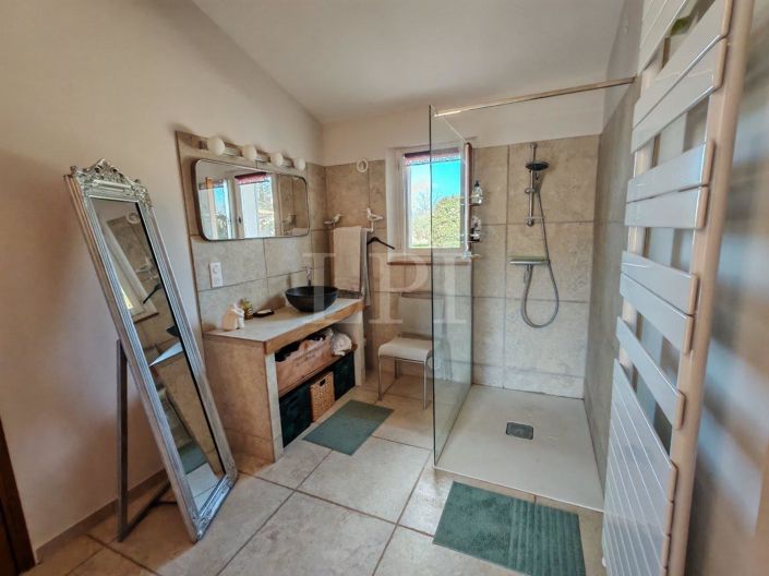 Image No.9-4 Bed House for sale