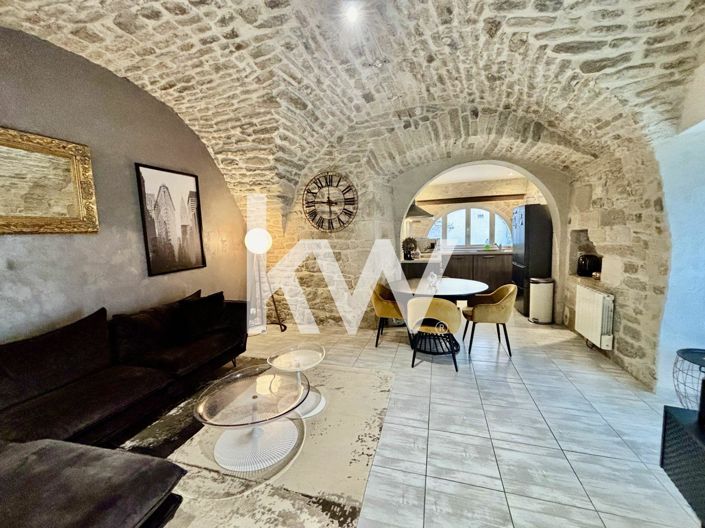 Image No.1-2 Bed House for sale