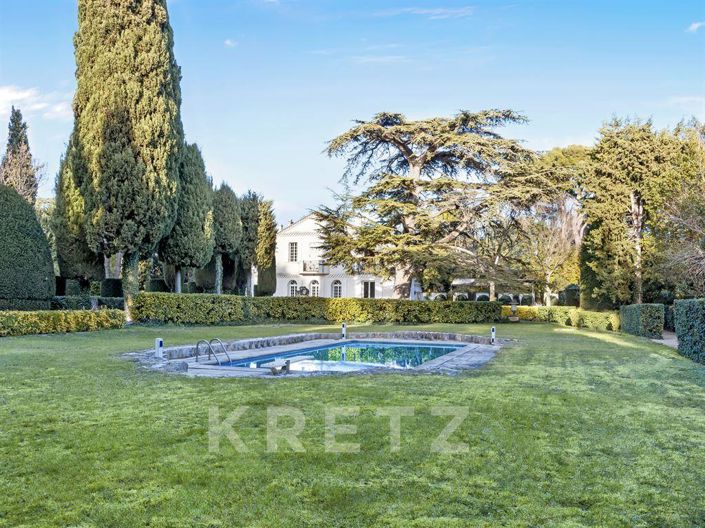 Image No.1-6 Bed House for sale
