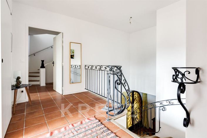 Image No.16-4 Bed House for sale