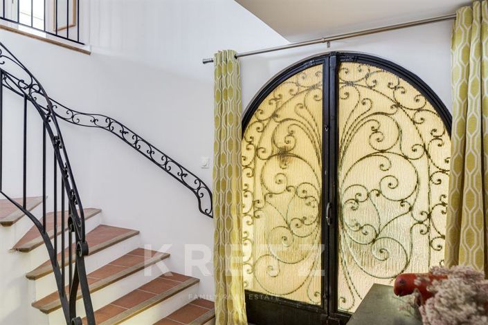 Image No.18-4 Bed House for sale