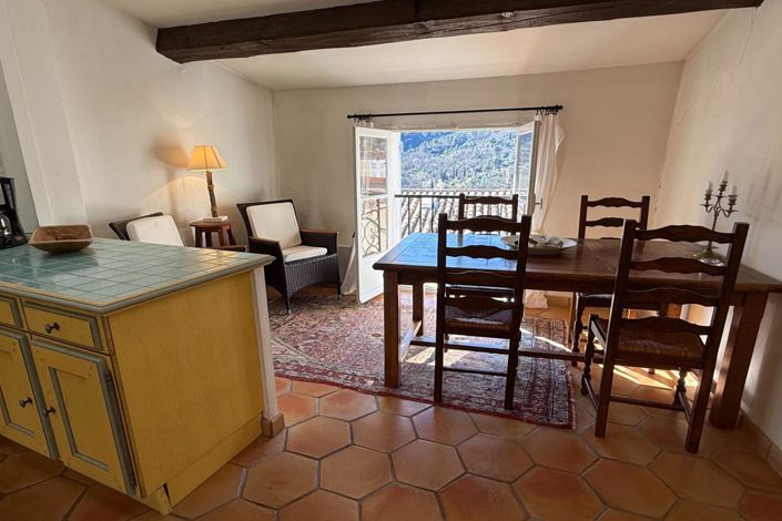 Image No.11-2 Bed House for sale