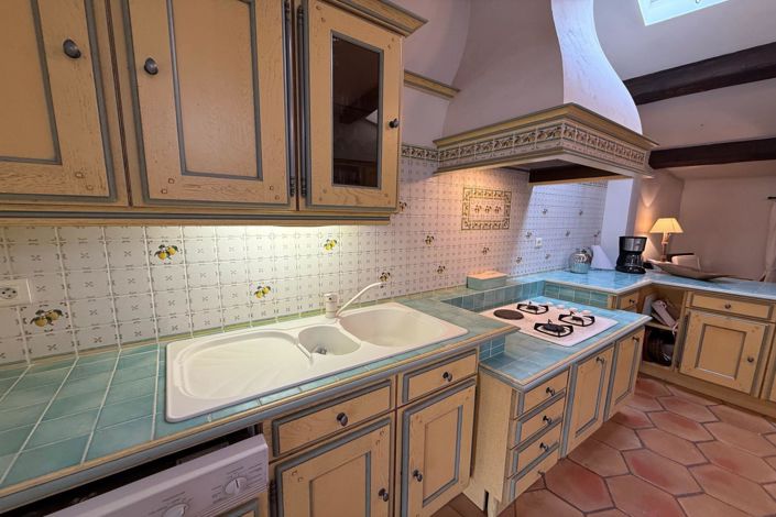 Image No.17-2 Bed House for sale