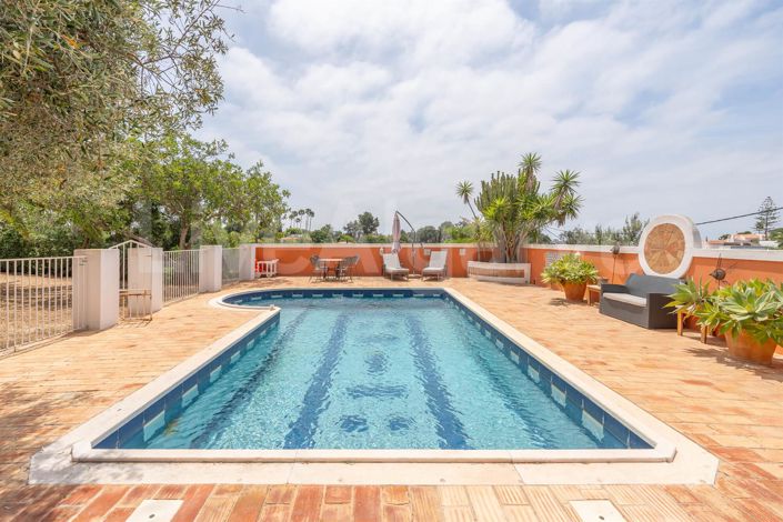 Image No.11-3 Bed House for sale