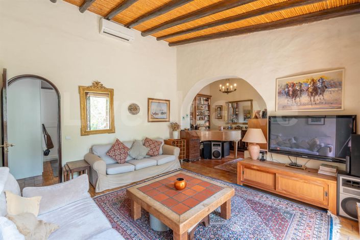 Image No.17-3 Bed House for sale