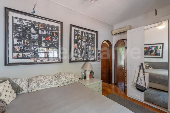 Image No.19-3 Bed House for sale