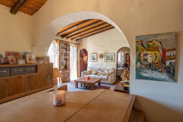 Image No.7-3 Bed House for sale