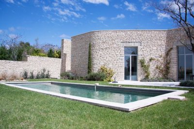 1 - Gordes, House