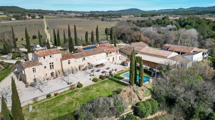 Image No.4-10 Bed House for sale