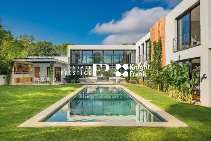 Image No.1-6 Bed House for sale