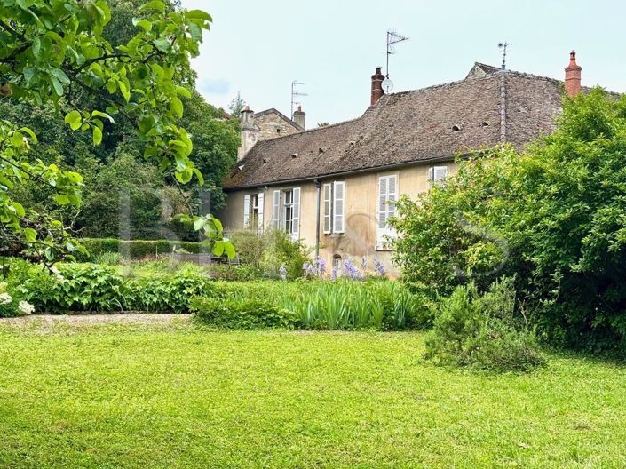Image No.2-Propriété de 4 chambres à vendre à Beaune