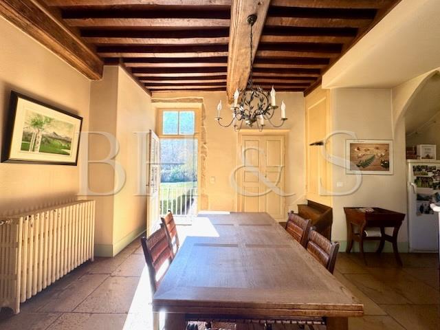 Image No.6-Propriété de 4 chambres à vendre à Beaune