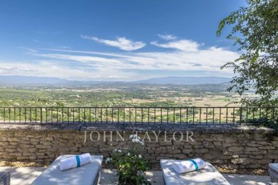 6 Bed House for sale