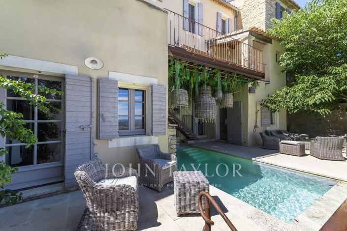 Image No.2-6 Bed House for sale