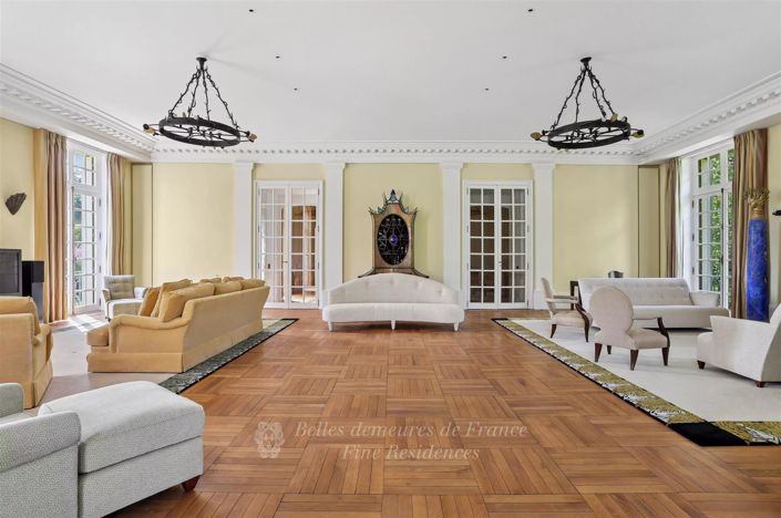 Image No.12-11 Bed House for sale