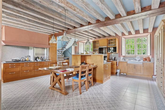 Image No.14-11 Bed House for sale