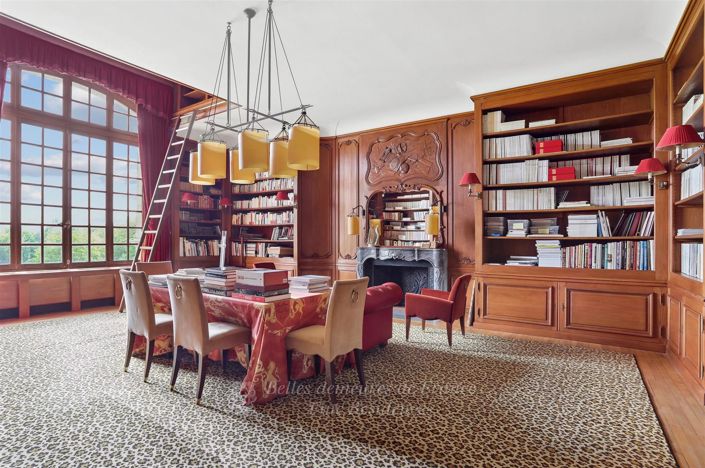 Image No.20-11 Bed House for sale