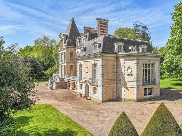 Image No.5-11 Bed House for sale