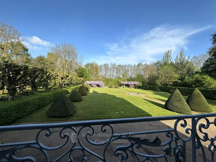 Image No.6-11 Bed House for sale