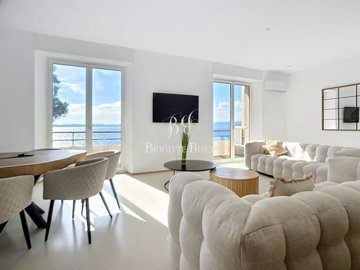 3 Bed Apartment for sale