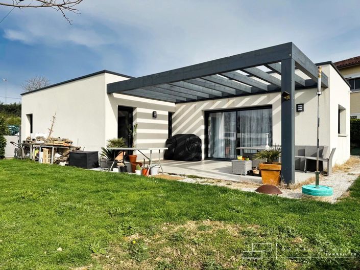 Image No.1-2 Bed House for sale
