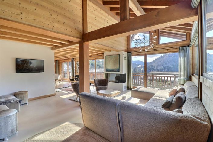 Image No.1-5 Bed Property for sale