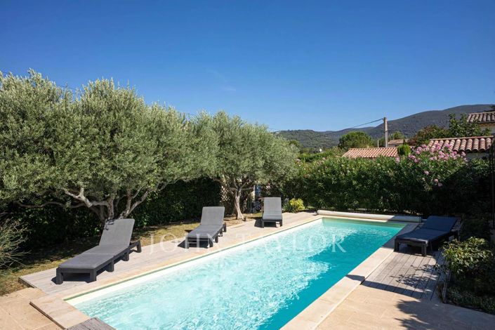 Image No.1-3 Bed House for sale