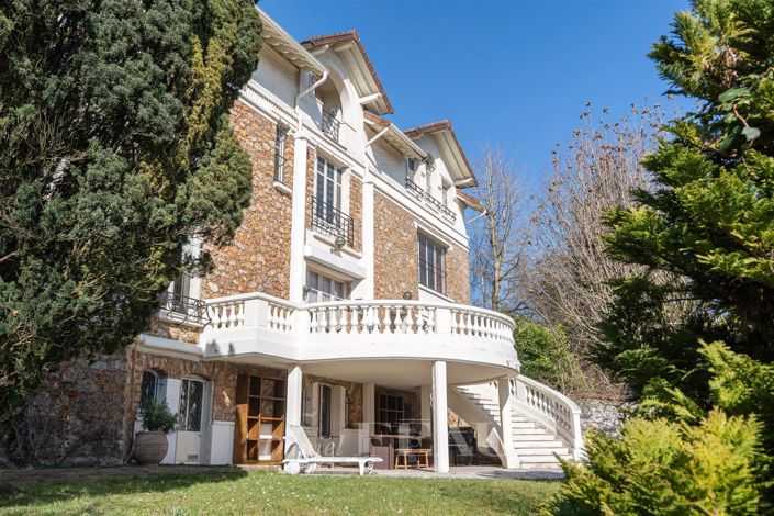 Image No.1-5 Bed House for sale
