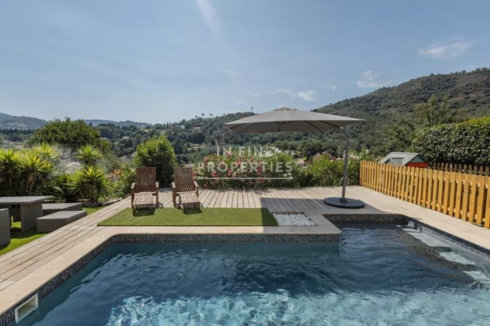 Image No.1-4 Bed House for sale