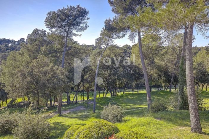 Image No.17-3 Bed House for sale