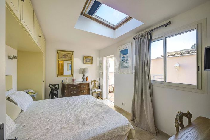 Image No.19-3 Bed House for sale