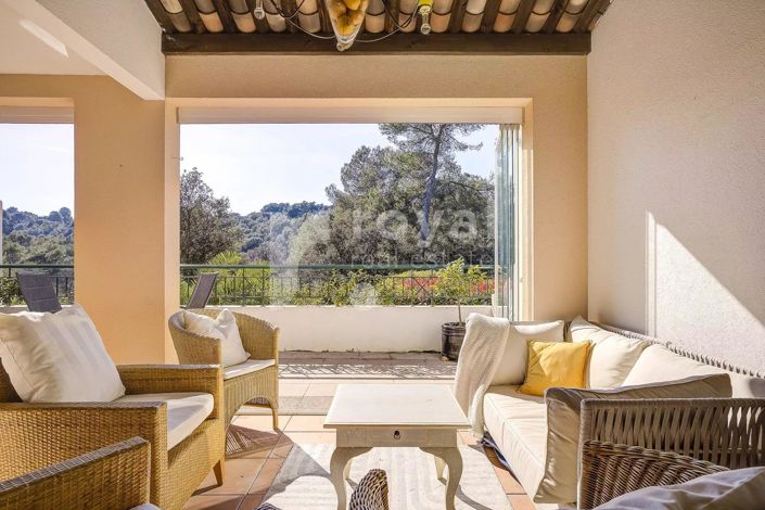 Image No.2-3 Bed House for sale