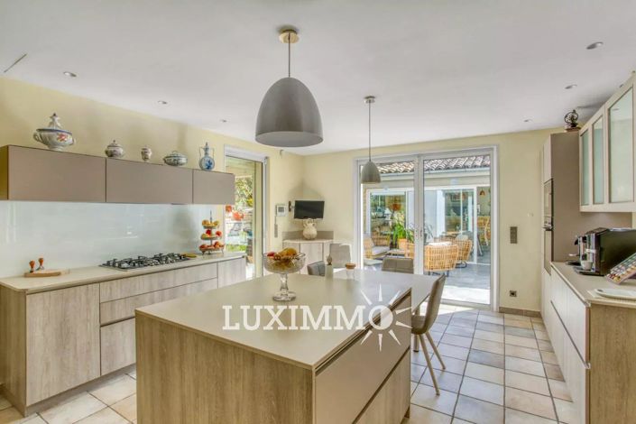 Image No.6-Maison de 5 chambres à vendre à Mougins