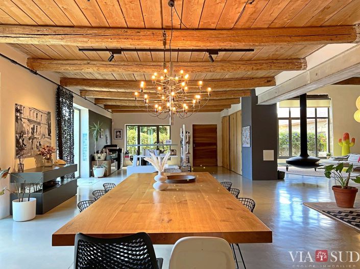 Image No.11-5 Bed Property for sale