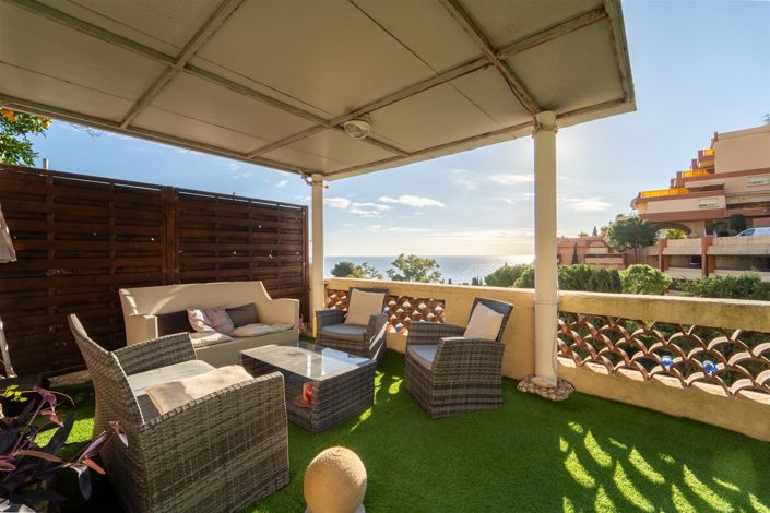 Image No.1-4 Bed House for sale