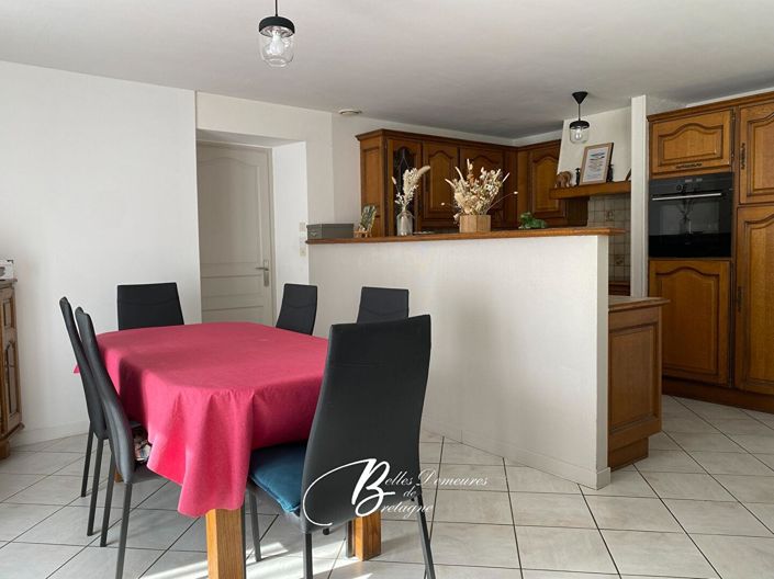 Image No.13-11 Bed House for sale