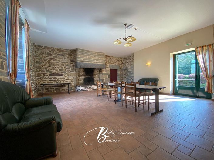 Image No.6-11 Bed House for sale