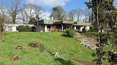 1 - Quimperlé, House
