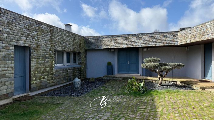 Image No.5-7 Bed House for sale