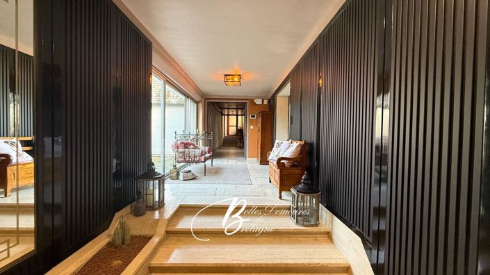 Image No.7-7 Bed House for sale