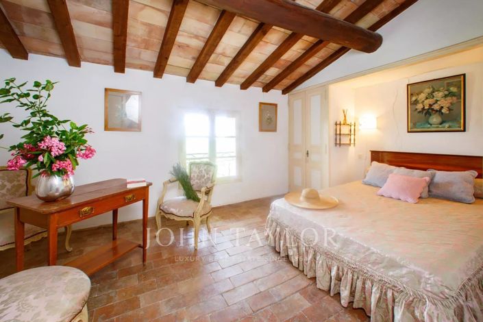 Image No.17-Maison de 16 chambres à vendre à Saignon