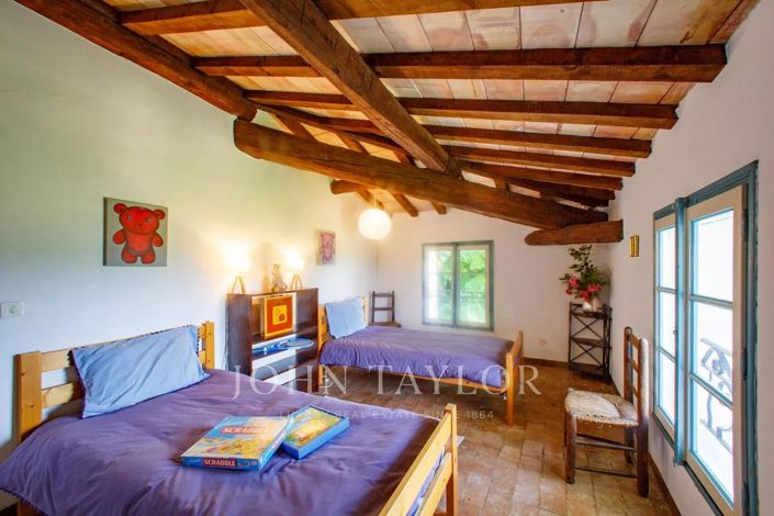 Image No.18-Maison de 16 chambres à vendre à Saignon