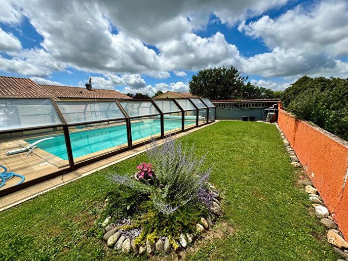 Image No.1-4 Bed House for sale